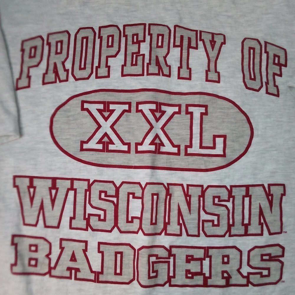 Deadstock Vintage Wisconsin Badgers Property Of XXL T-Shirt